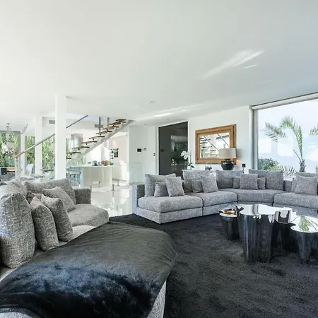 Βίλα Luxury Private Holiday With Sea Views, Ibiza 1084 *