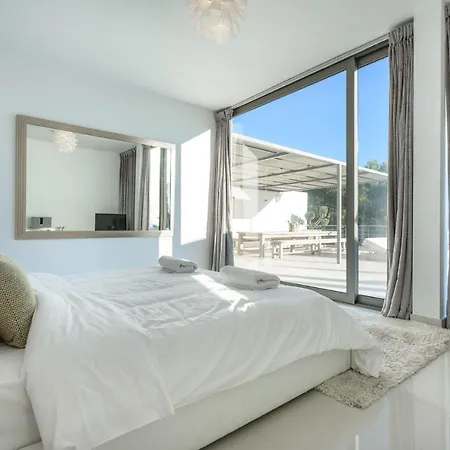 Luxury Private Holiday With Sea Views, Ibiza 1084 *