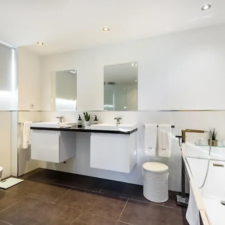 Βίλα Luxury Private Holiday With Sea Views, Ibiza 1084 *